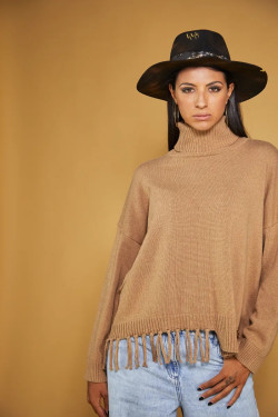 7009 PONCHO TURTLENECK...